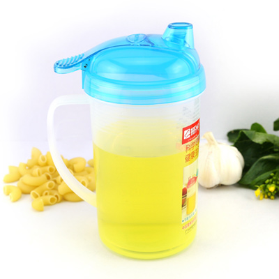 振兴带刻度轻便油壶--550ml（YH5895）